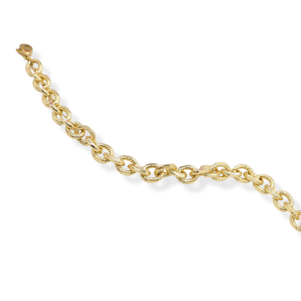 Up close view at the Jamesyn Chain