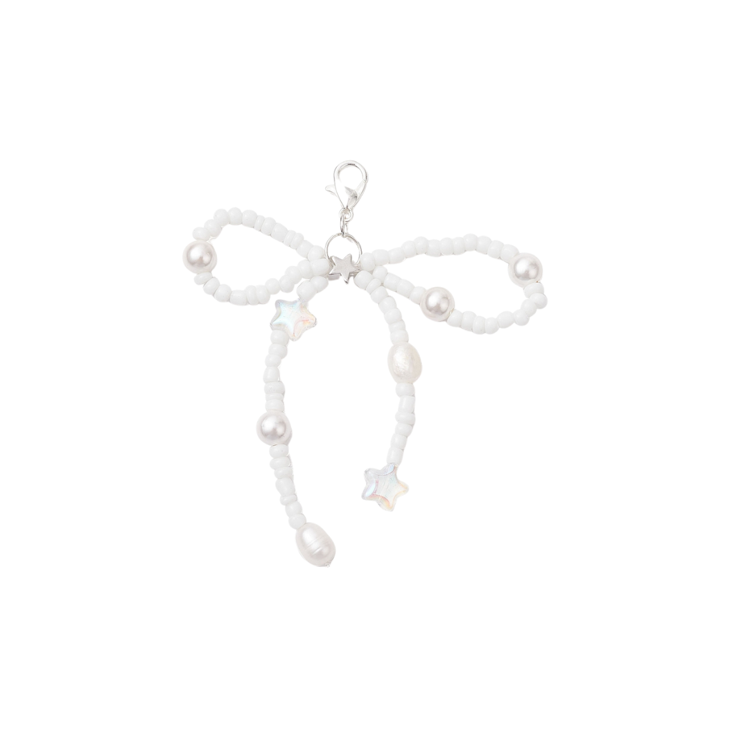 Front view of the Bowknot Shell Pearl Beaded Shoe Charm