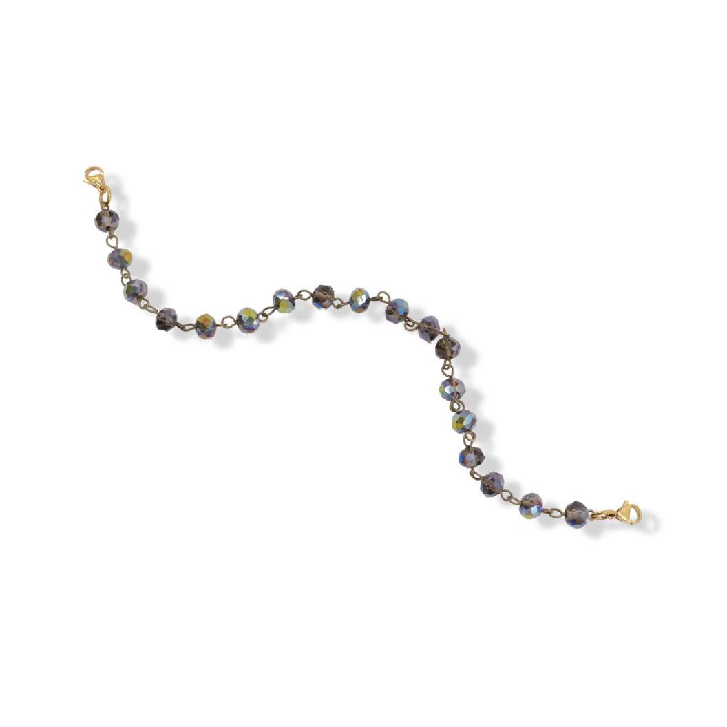 Front view of the Black Iridescent Trucker Hat Chain