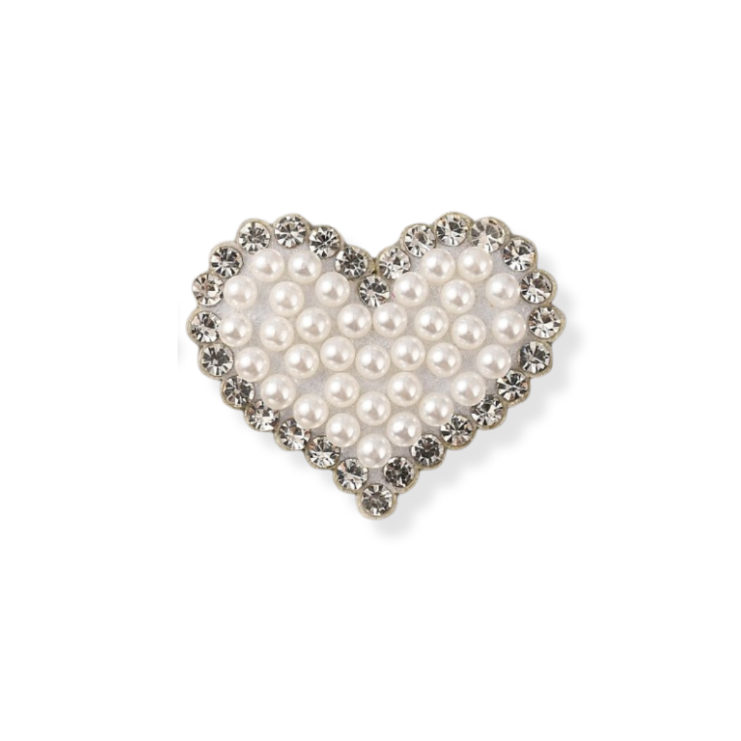 front view of the Beaded Pearl Heart Patch