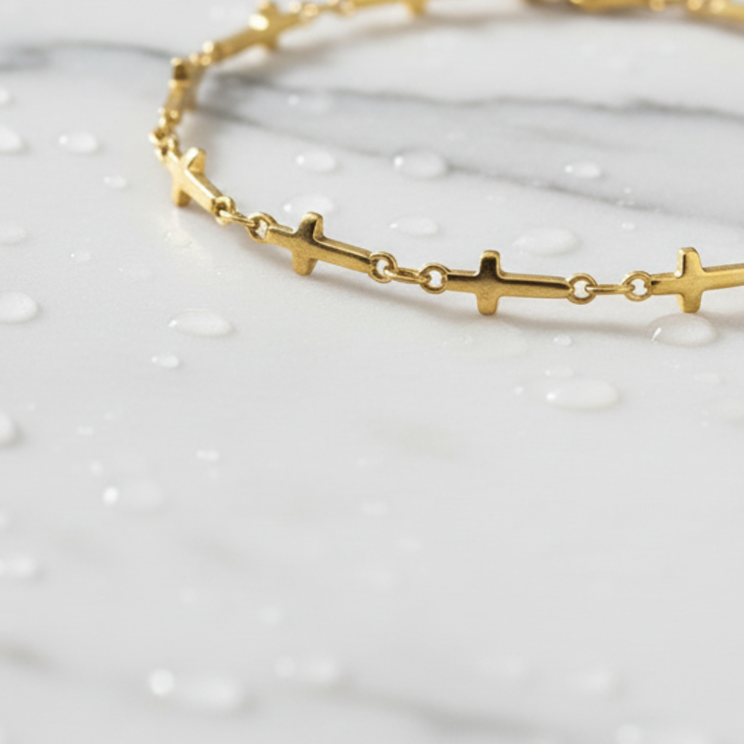 Gold Cross Chain Bracelet | Waterproof, Hypoallergenic & Tarnish Resistant